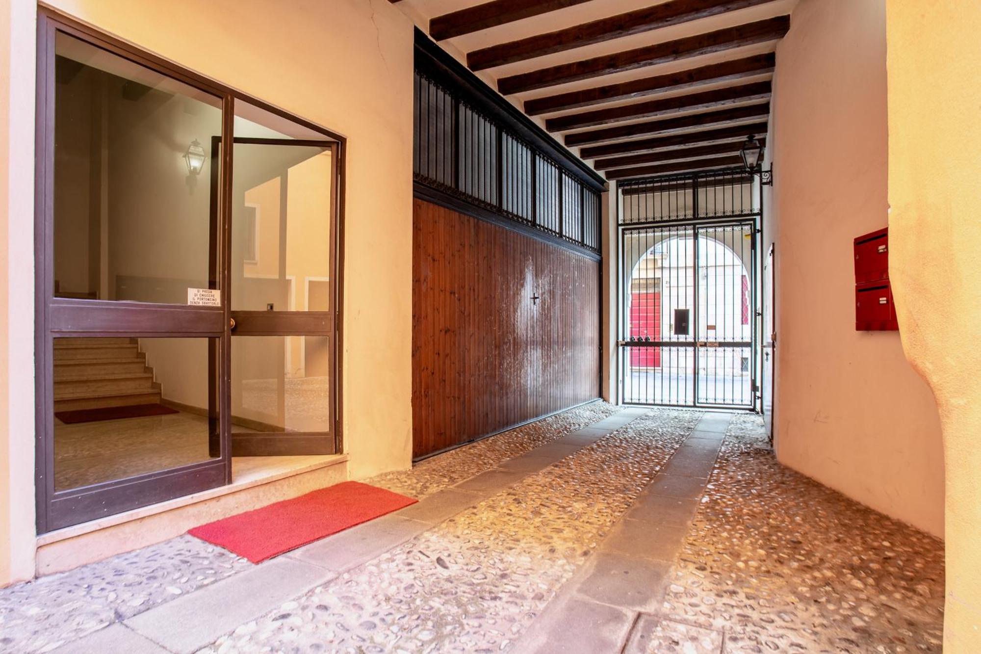 San Faustino Central Apartment Vicenza Exterior foto